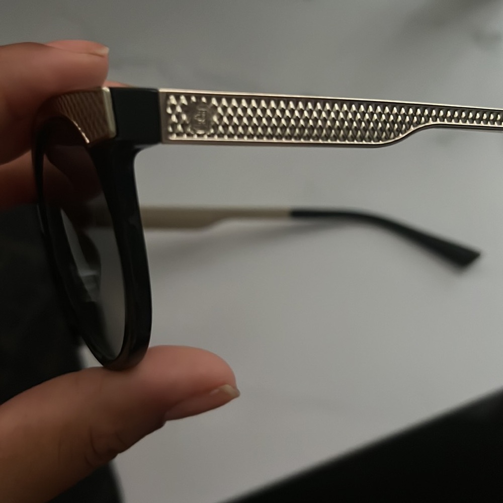 Versace Women Fashion Sunglasses - Picture 9 of 11